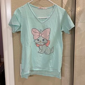 NWOT Uniqlo Disney Marie Shirt